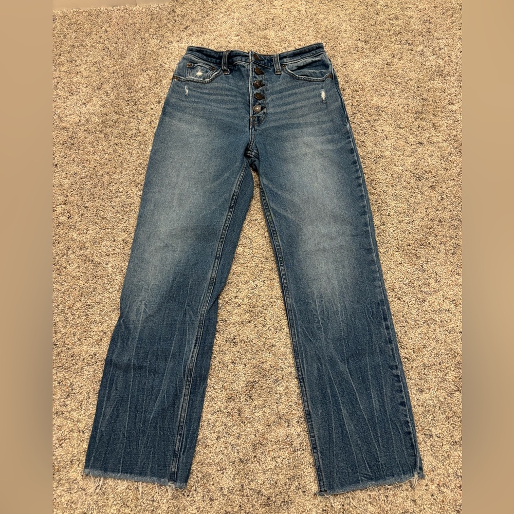 Abercrombie & Fitch Cropped Jean